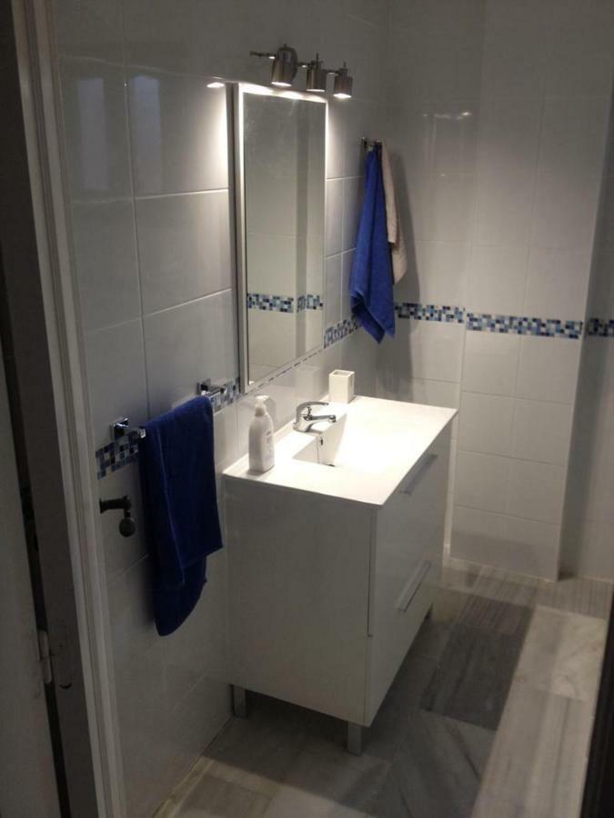Costa Del Sol Apartment เบนัลมาเดนา ภายนอก รูปภาพ